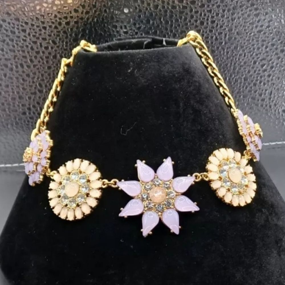 Marked RMN Metal Beaded Rhinestone Purple Flower Statement Necklace NWOT - Picture 1 of 4